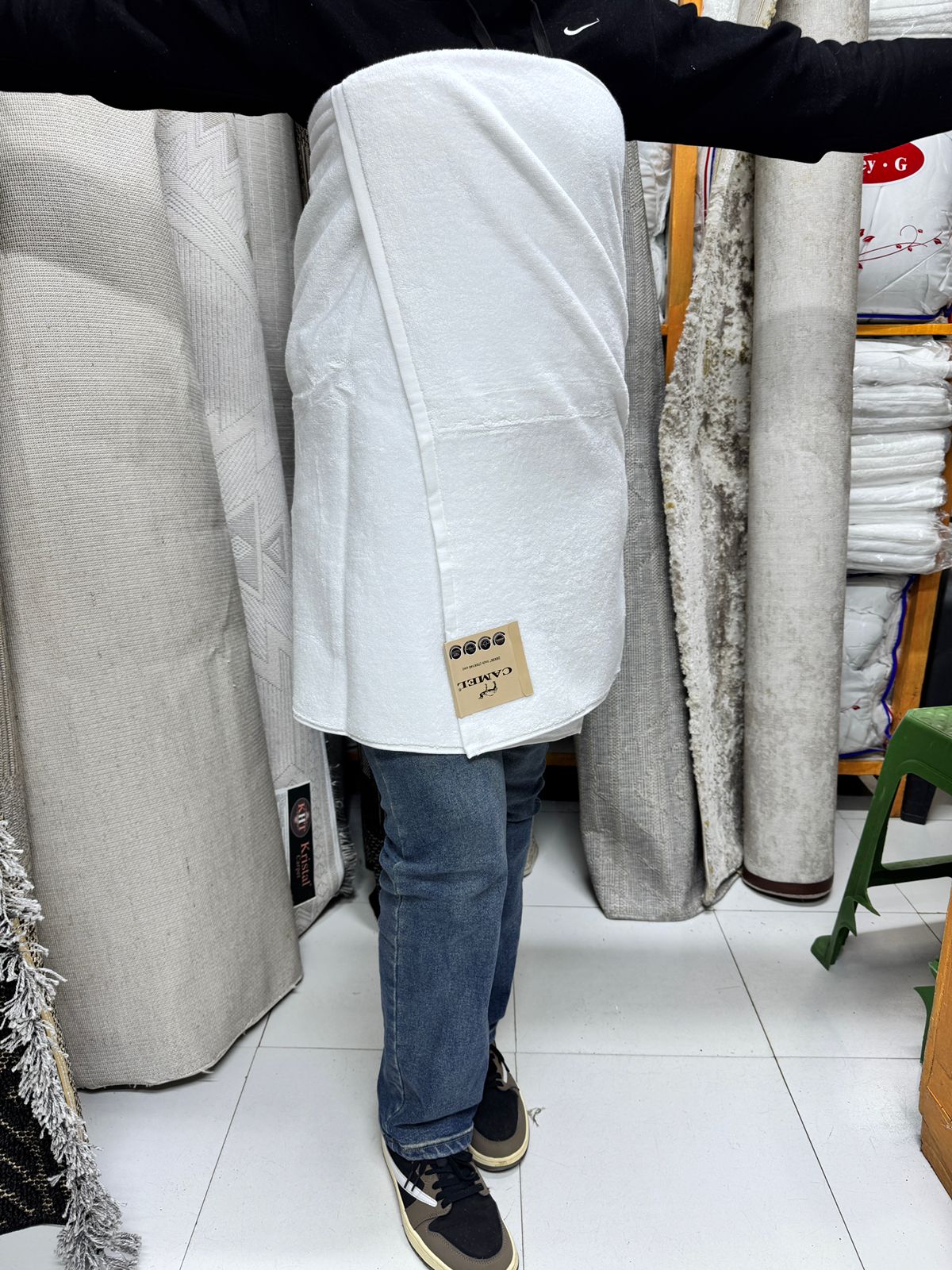 Luxury 100% Cotton White Bath Towels | 550GSM Lint-Free