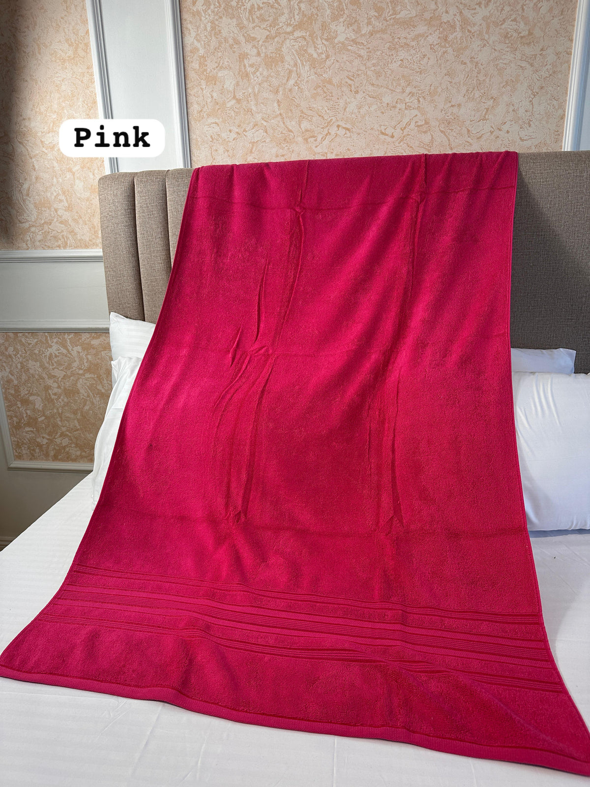 Premium 100% Cotton Jacquard Towels | 550GSM Lint-Free