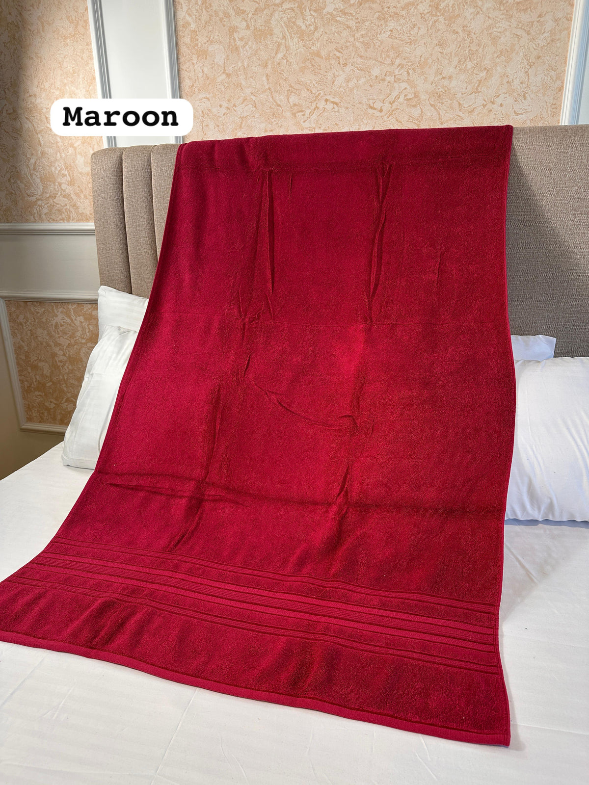 Premium 100% Cotton Jacquard Towels | 550GSM Lint-Free