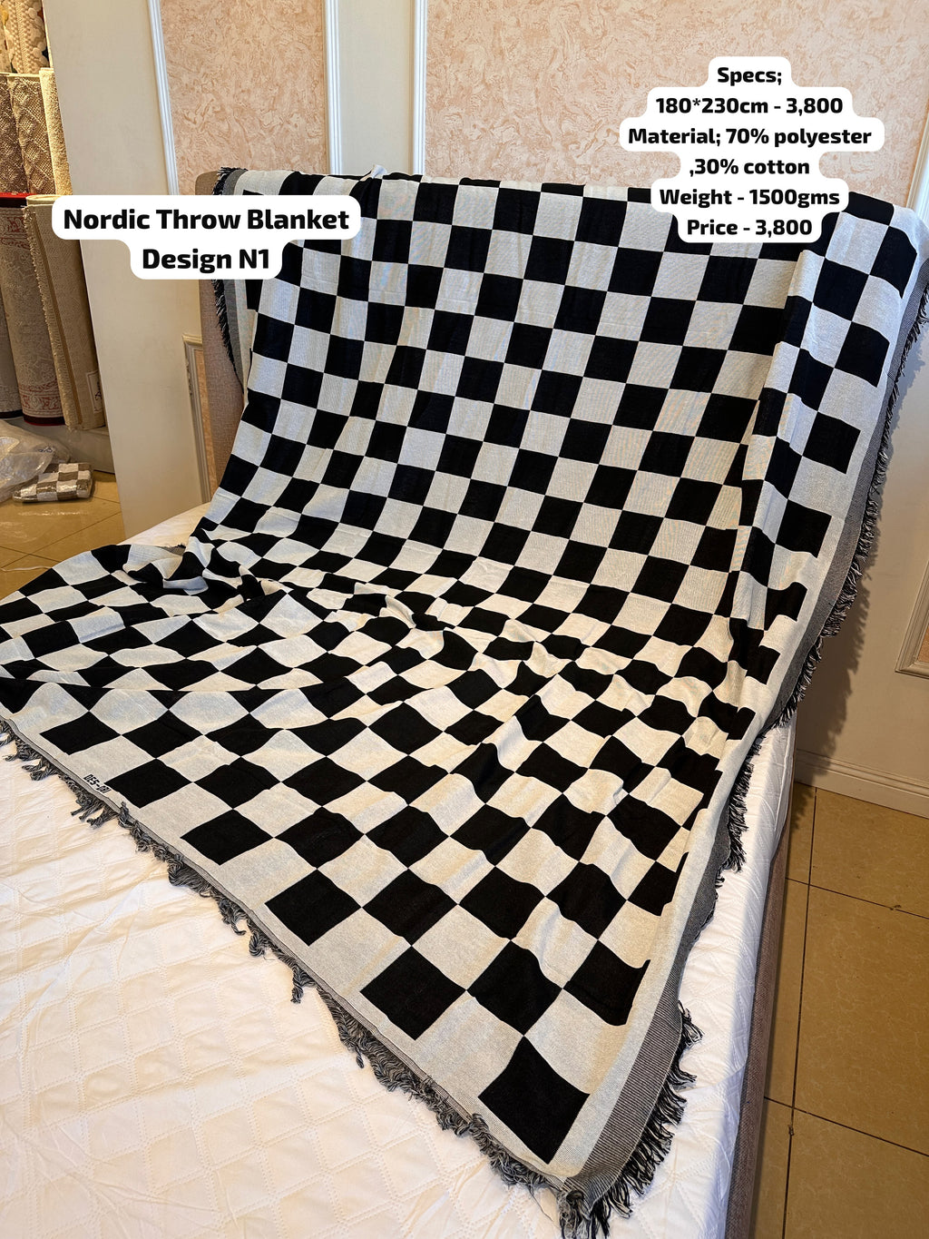 Checkered Nordic Woven Throw Blanket (180x230cm)