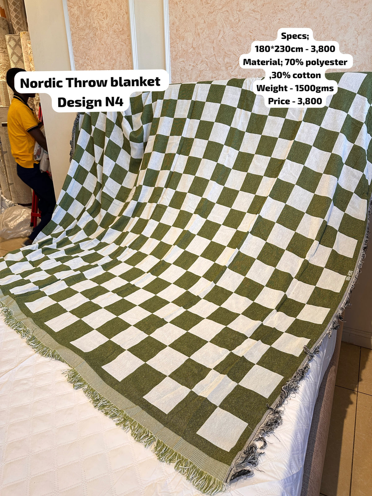 Checkered Nordic Woven Throw Blanket (180x230cm)