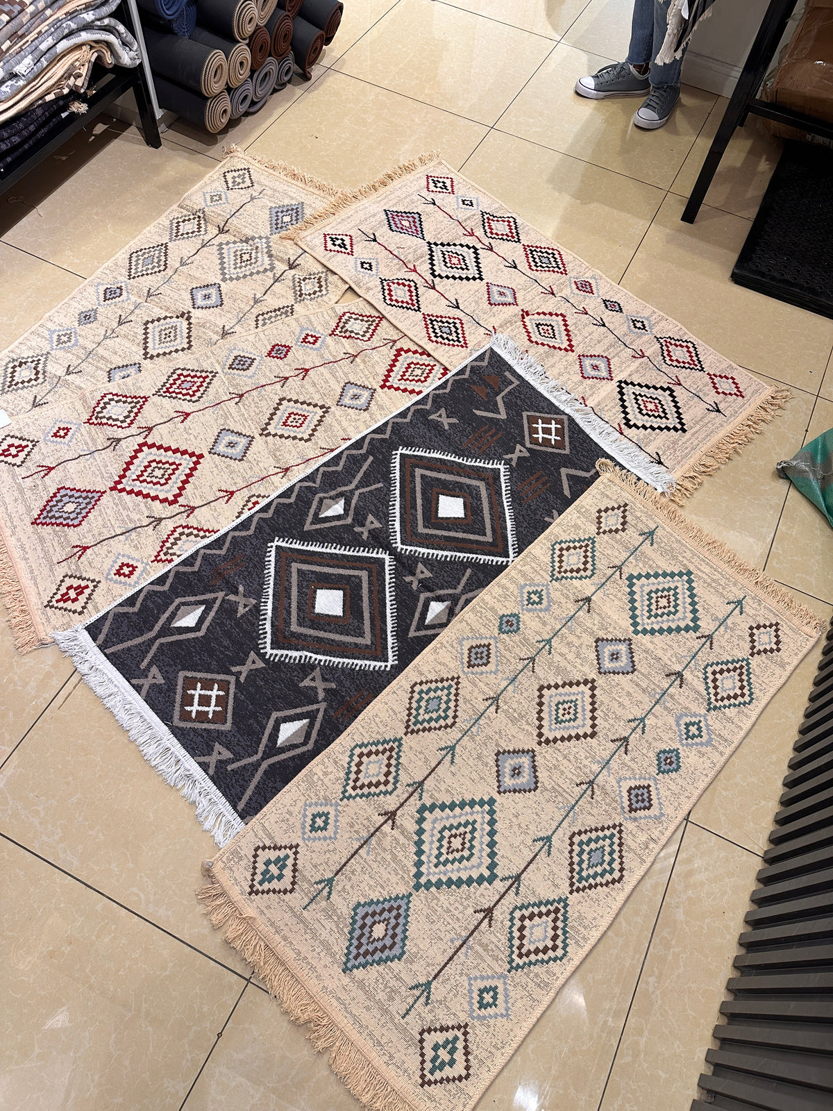 Nordic Geometric Kilim Bedside Runner Rug (60x125cm)